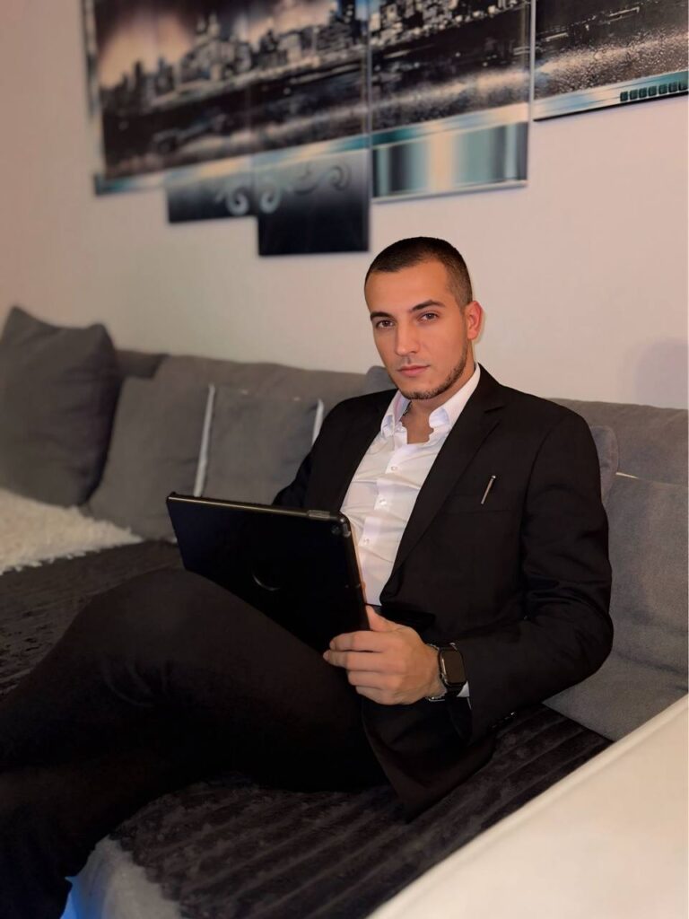 Male Escort Massimo aus Lübeck von Callboyz.net Male Escort Massimo aus Lübeck von Callboyz.net