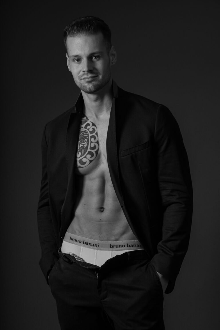 Male Escort Dominik aus München von Callboyz.net Male Escort Dominik aus München von Callboyz.net