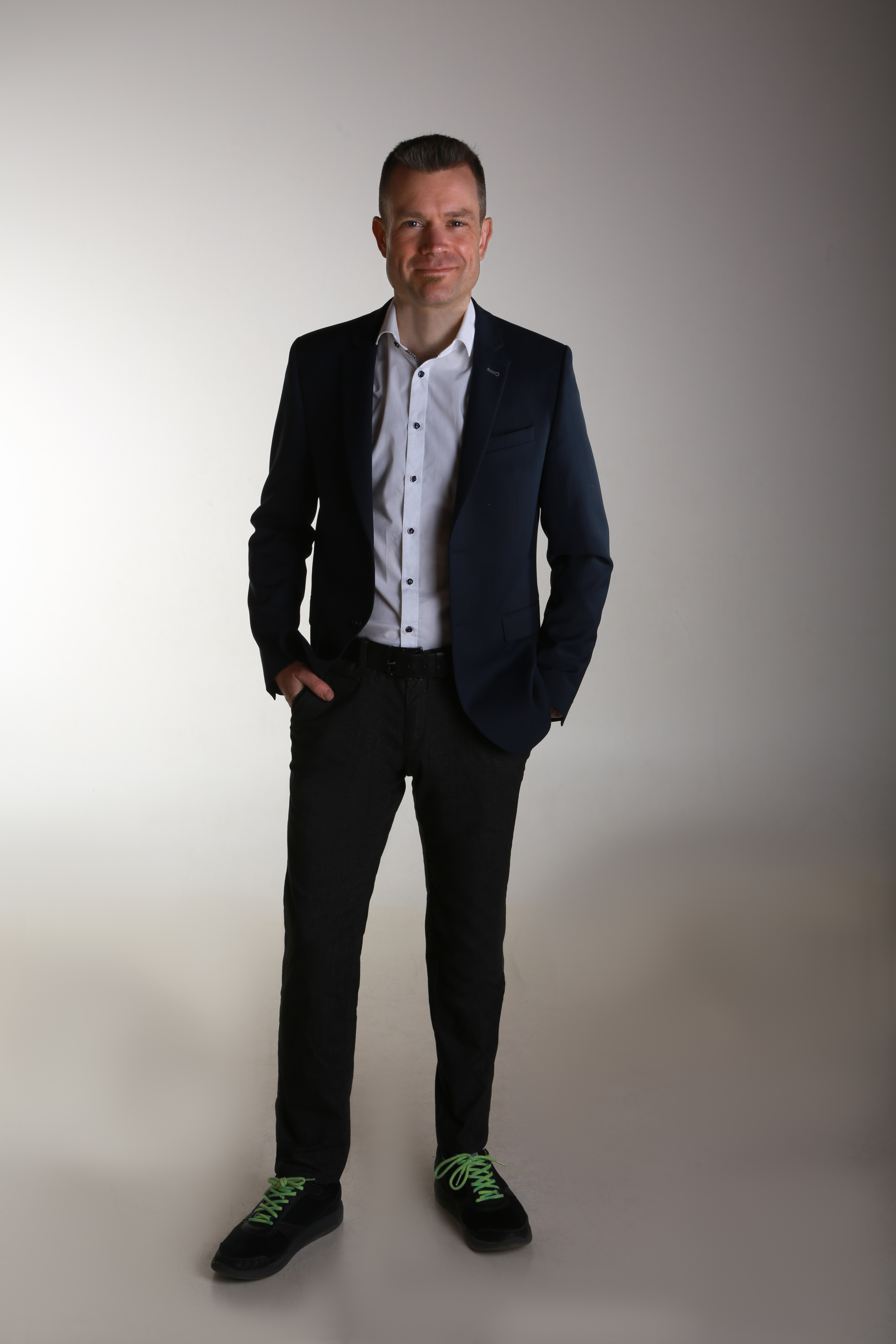 Männlicher Escort Begleiter für Frauen Tobias aus Baden Baden von Callboyz.net