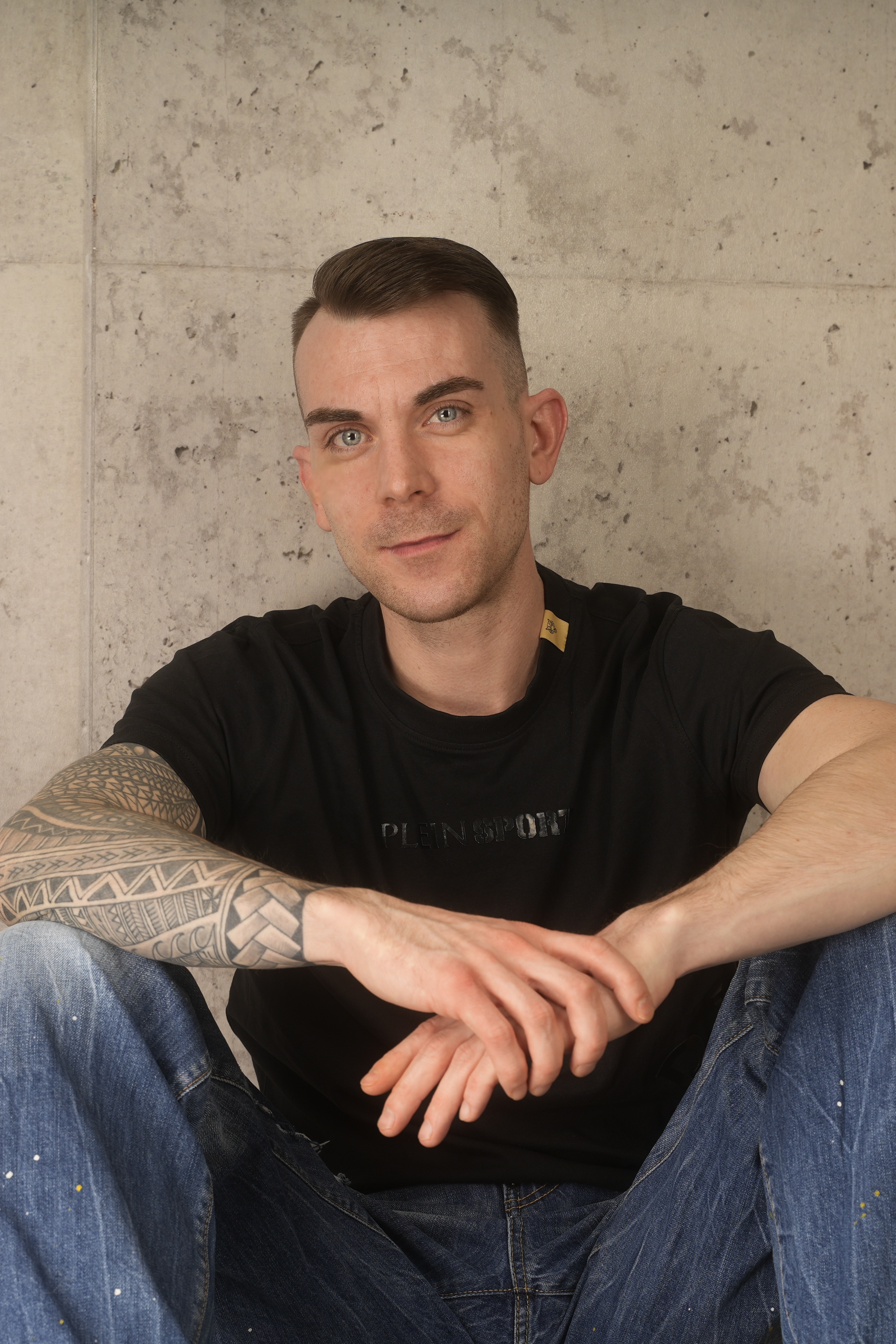 Independent Dennis aus Berlin von Callboyz.net